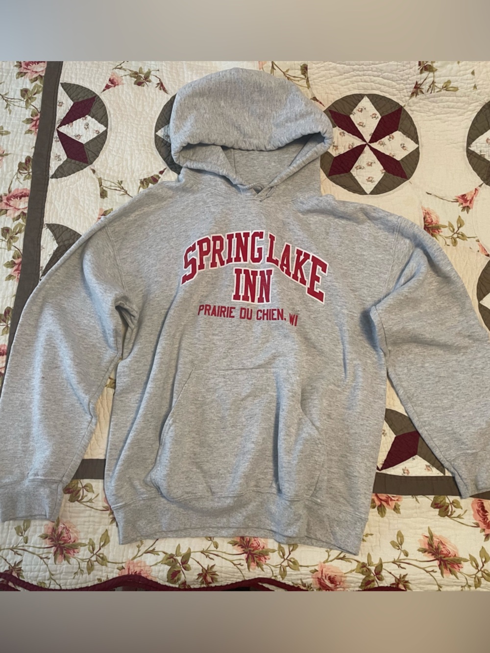 Grey springlake inn pullover hoodie
